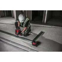 Milwaukee M12 3PL-401C Laser zielony 3-płaszczyznowy 360° 12V + 4,0ah + ładowarka w walizce 4933478102