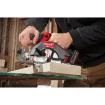 Milwaukee M12 FCS442-0 Kompaktowa pilarka tarczowa M12 FUEL™ 4933493488