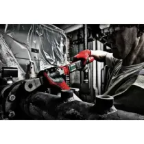 Milwaukee M12 ONEFTR12-201C cyfrowy klucz ½″ 12V zestaw | SanPro.Net