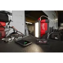 Milwaukee M12 PAL-0 Lampa do oświetlania powierzchni 12V 700lm | SanPro.Net