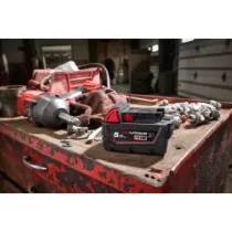 Milwaukee M18 B5-CR Akumulator Chemoodporny Li-Ion 18V 5.0Ah