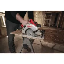 Milwaukee M18 BLCS66-0X Bezszczotkowa pilarka tarczowa 190 mm 66 mm 18V w walizce | SanPro.Net