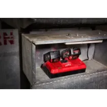 Milwaukee M18 DFC Podwójna Szybka Ładowarka Akumulatorów 18V | SanPro