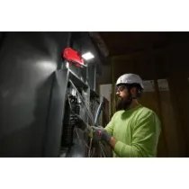 Milwaukee M18 PAL2-0 Lampa z Zaciskiem 18V - Jasność TRUEVIEW | Sanpro