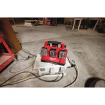 Milwaukee M18 PC6 PACKOUT™ Szybka Ładowarka 6 Portowa 18V | SanPro.Net