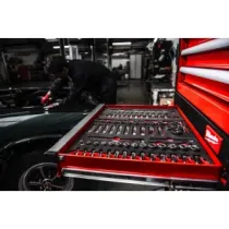 Milwaukee Zestaw grzechotek i nasadek 3/8" z wkładką piankową Zestaw grzechotek i nasadek 3/8" z wkładką piankową 4932479825