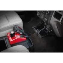 Milwaukee M12-18 AC Ładowarka Samochodowa 12V-18V | SanPro.Net