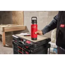 Milwaukee Packout Bottles Chug Lid Butelka Packout 532 ml Chug Lid czerwona 4932493991