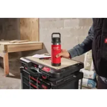 Milwaukee Packout Bottles Chug Lid Butelka Packout 710 ml Chug Lid czerwona 4932493465