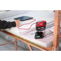 Milwaukee M18 TC-0 TOP-OFF 18V Miniładowarka - Zasilaj wszędzie!