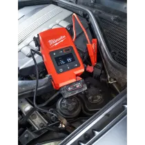 Milwaukee M18 JS2000-0 M18™ Rozrusznik Samochodowy 4933498026