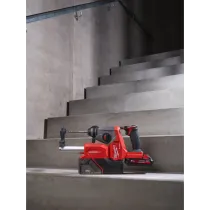 Milwaukee M18 FHACDDE-0C FUEL™ Młotowiertarka SDS-Plus z Odsysaczem