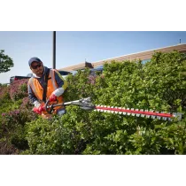 Milwaukee M18 FHETE22-802 FUEL™ Nożyce do żywopłotu na wysięgniku