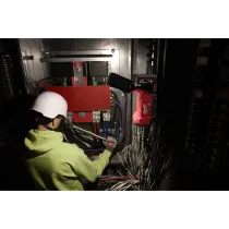 Milwaukee M12 ALIP-0 Wielokierunkowy reflektor z PACKOUT™ 12V 1200lm