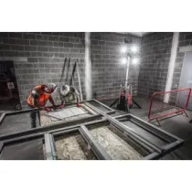 Mobilny maszt oświetleniowy Milwaukee MXF TL-0 FUEL™ 27000lm
